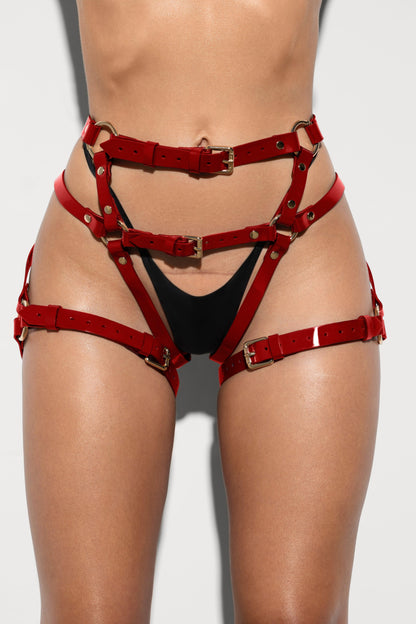 Charlene Rouge – Leather Statement Garters